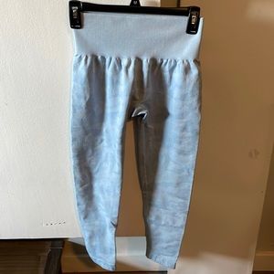 Blue camo NVGTN leggings